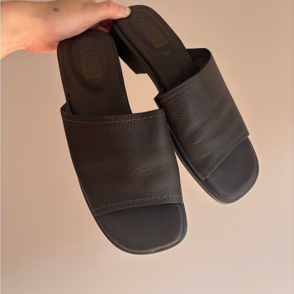 90s Vintage Faded Glory Brown Genuine Leather Mules/Sandals